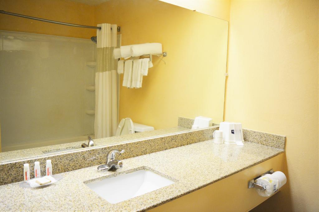 Quality Inn Texarkana Exterior foto