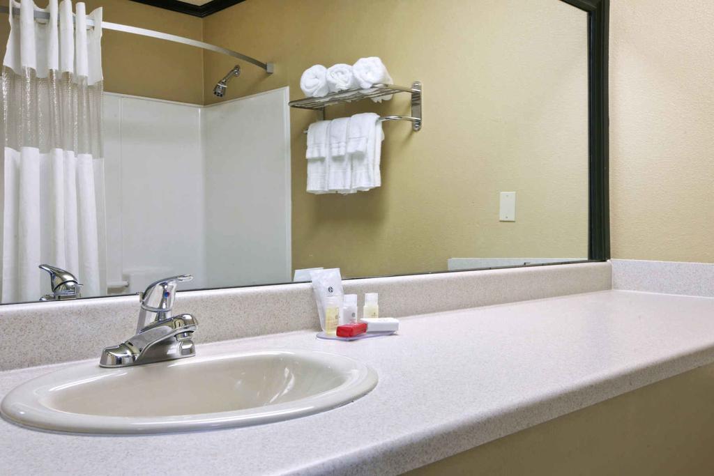 Quality Inn Texarkana Exterior foto